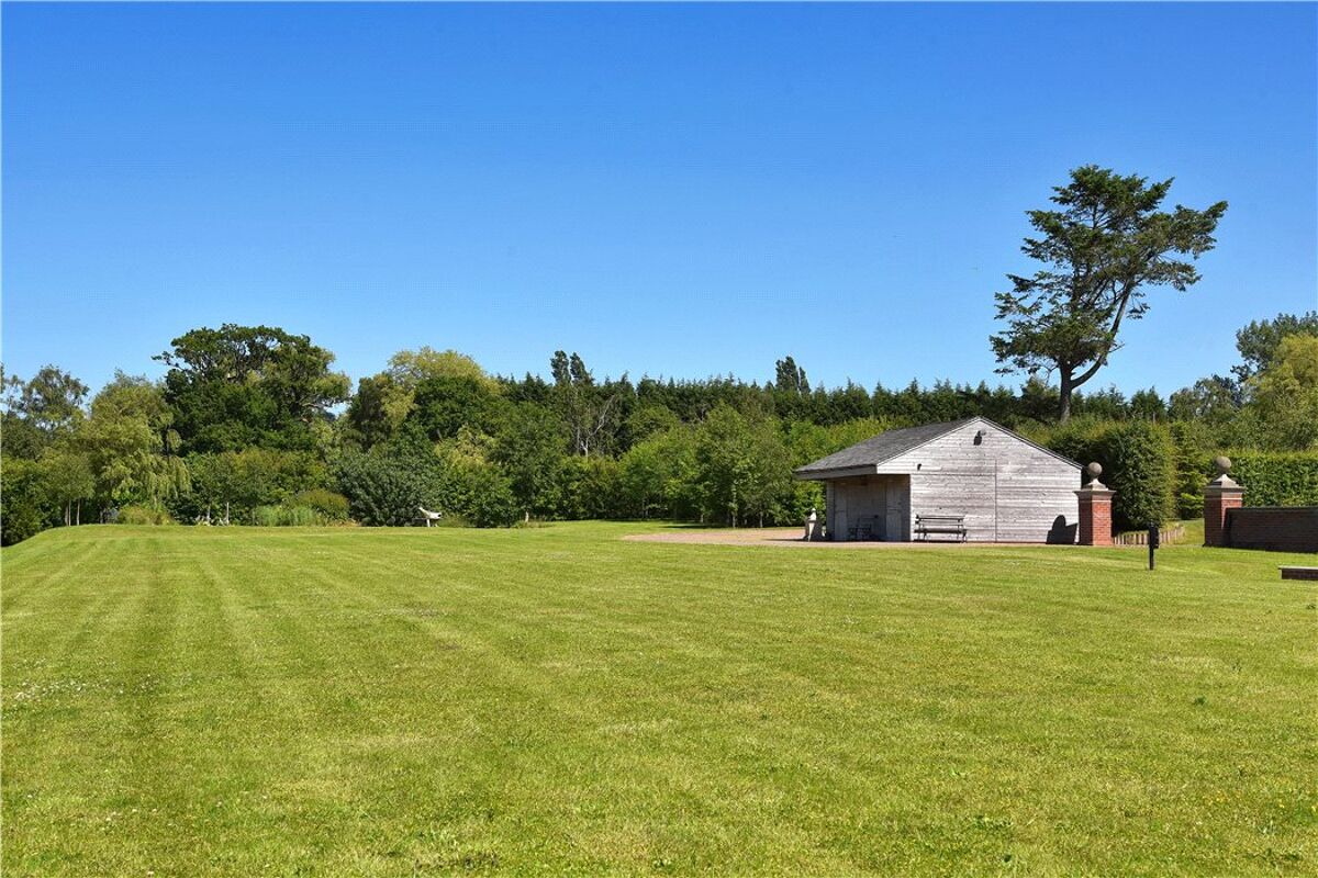 house for sale in Oxton Hill, Southwell, Nottinghamshire, NG25