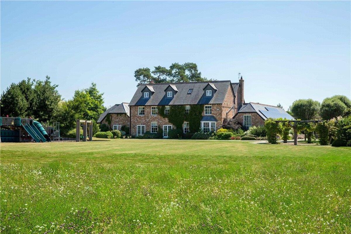 house for sale in Manningford Abbots, Pewsey, Wiltshire, SN9