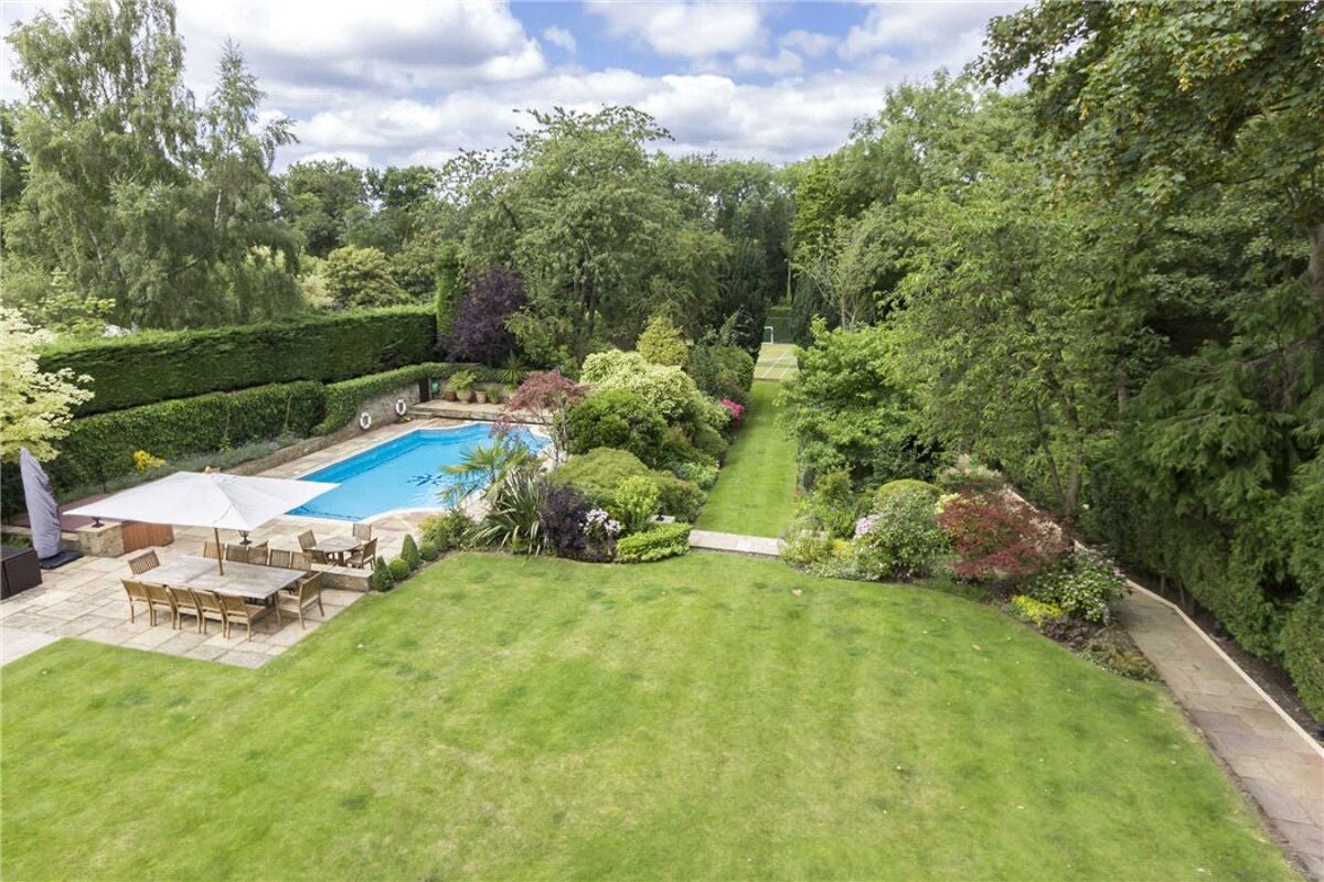 house for sale in Hadley Green Road, Monken Hadley, London, EN5