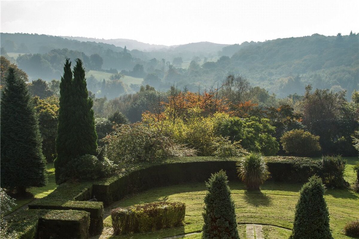 house for sale in Scotland Lane, Haslemere, Surrey, GU27 CHO180017