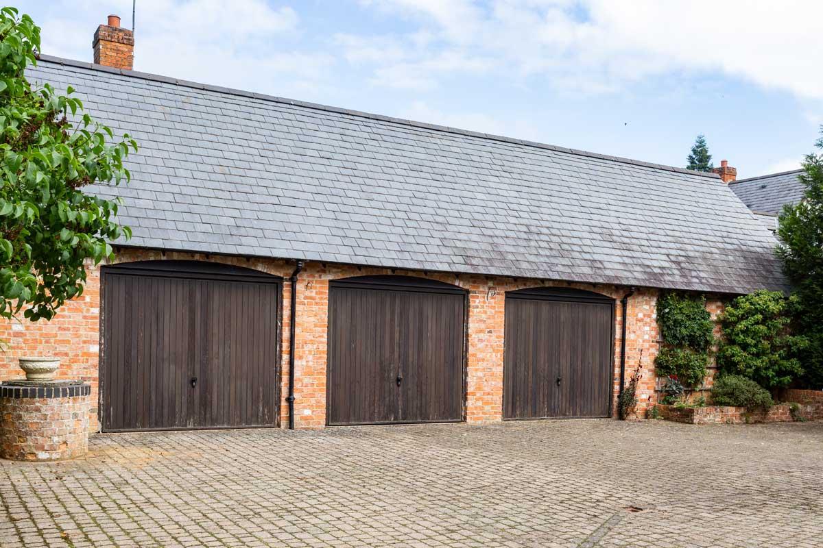 house for sale in Lower Tadmarton, Oxfordshire, OX15 5SW CHO180112