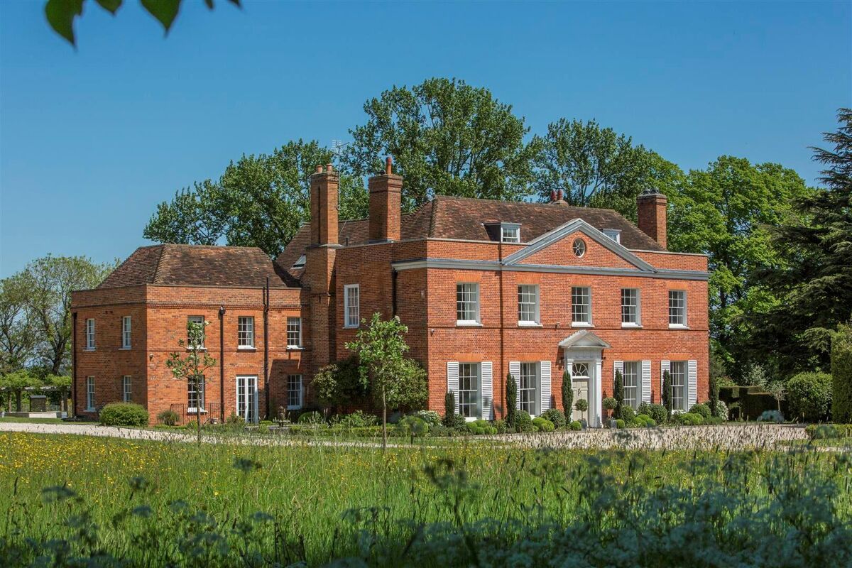 house for sale in The Hatch, Burghfield Reading Berkshire RG30