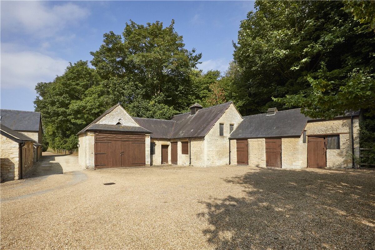 house for sale in Wootton, Woodstock, Oxfordshire, OX20 CHO180215