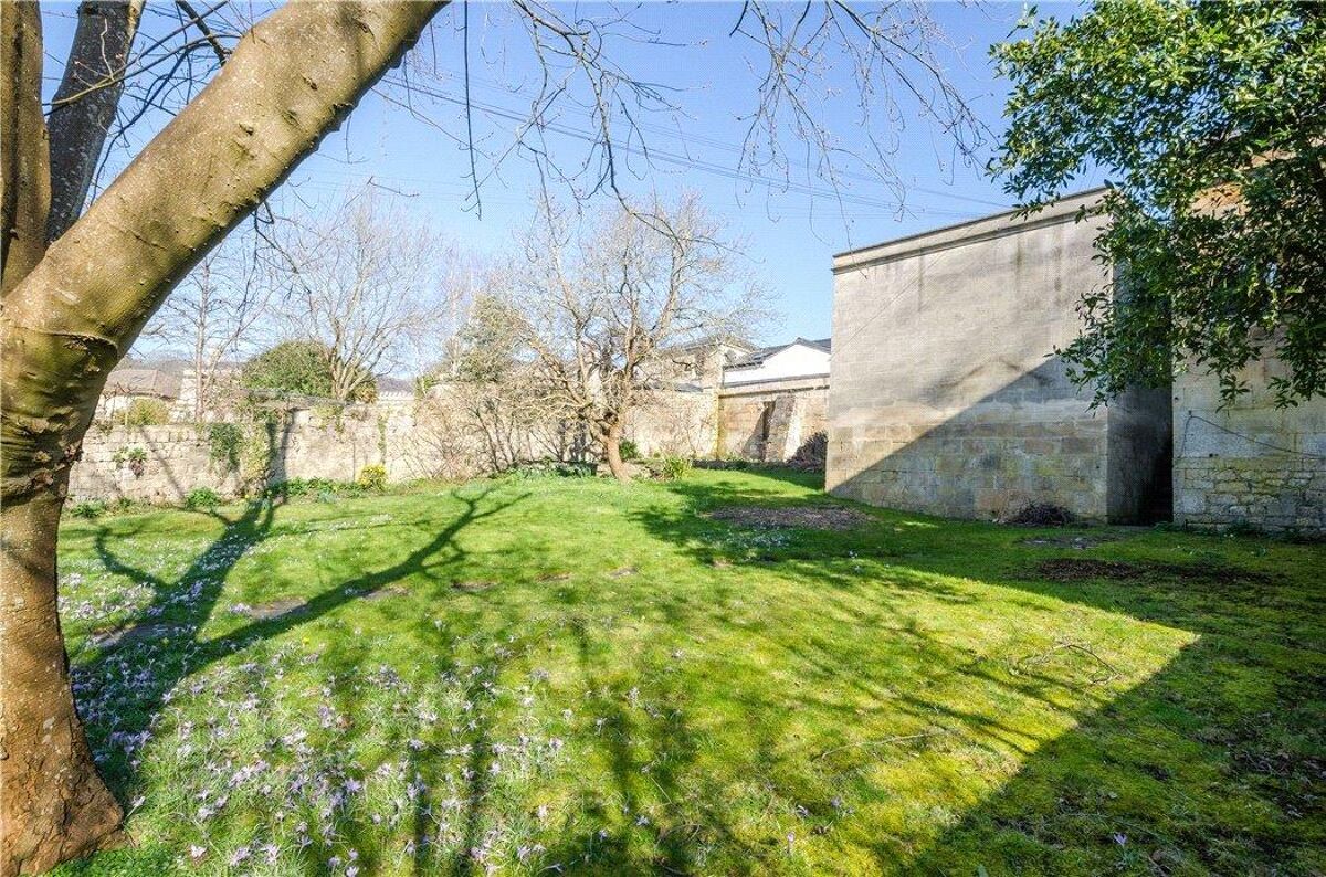 house for sale in Lansdown Crescent, Bath, Somerset, BA1 CHO190066