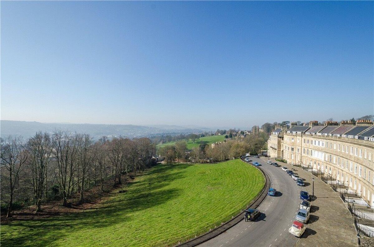 house for sale in Lansdown Crescent, Bath, Somerset, BA1 CHO190066