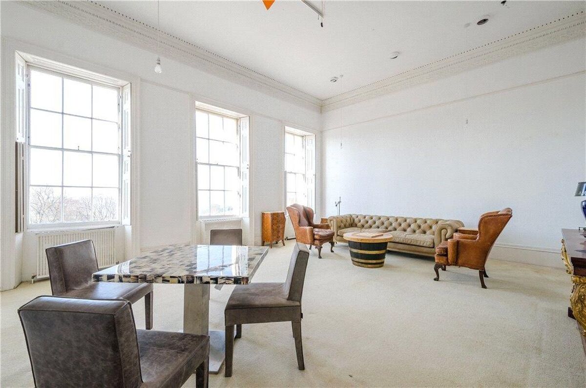 house for sale in Lansdown Crescent, Bath, Somerset, BA1 CHO190066