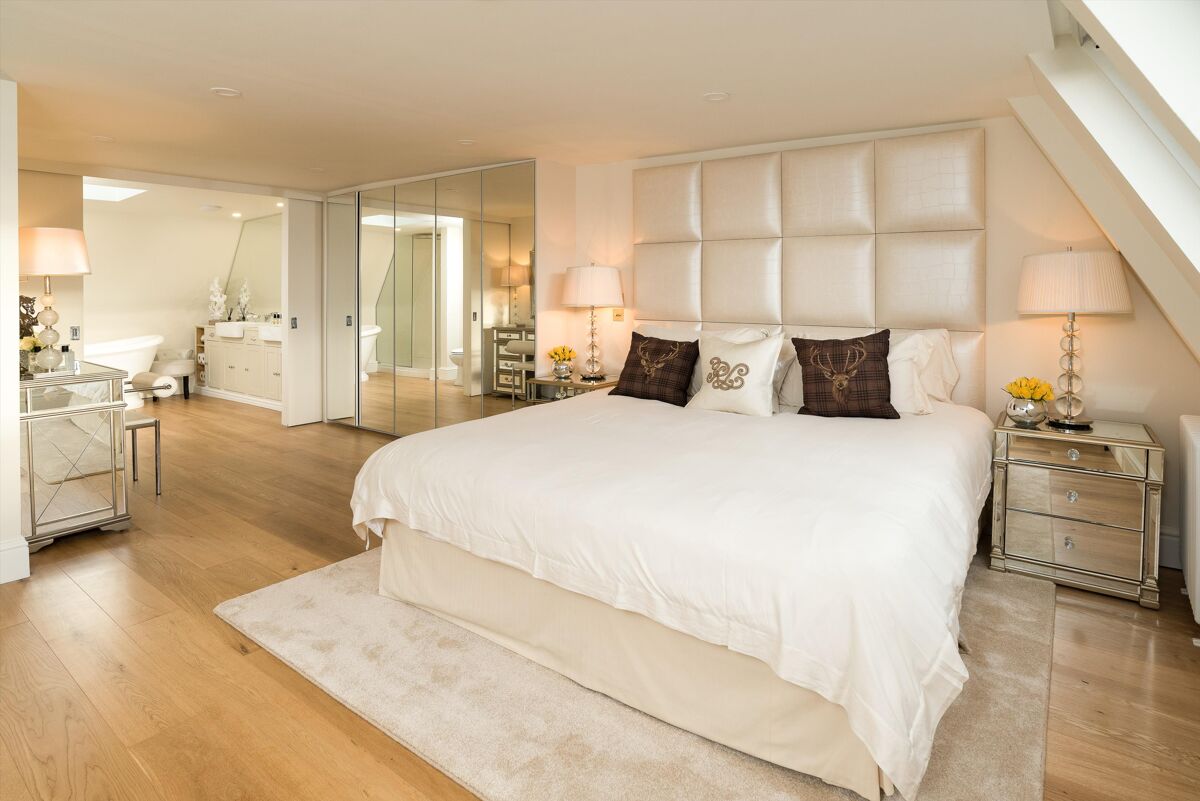 townhouse for sale in Johnstone Street, Bath, Somerset, BA2 CHO190231