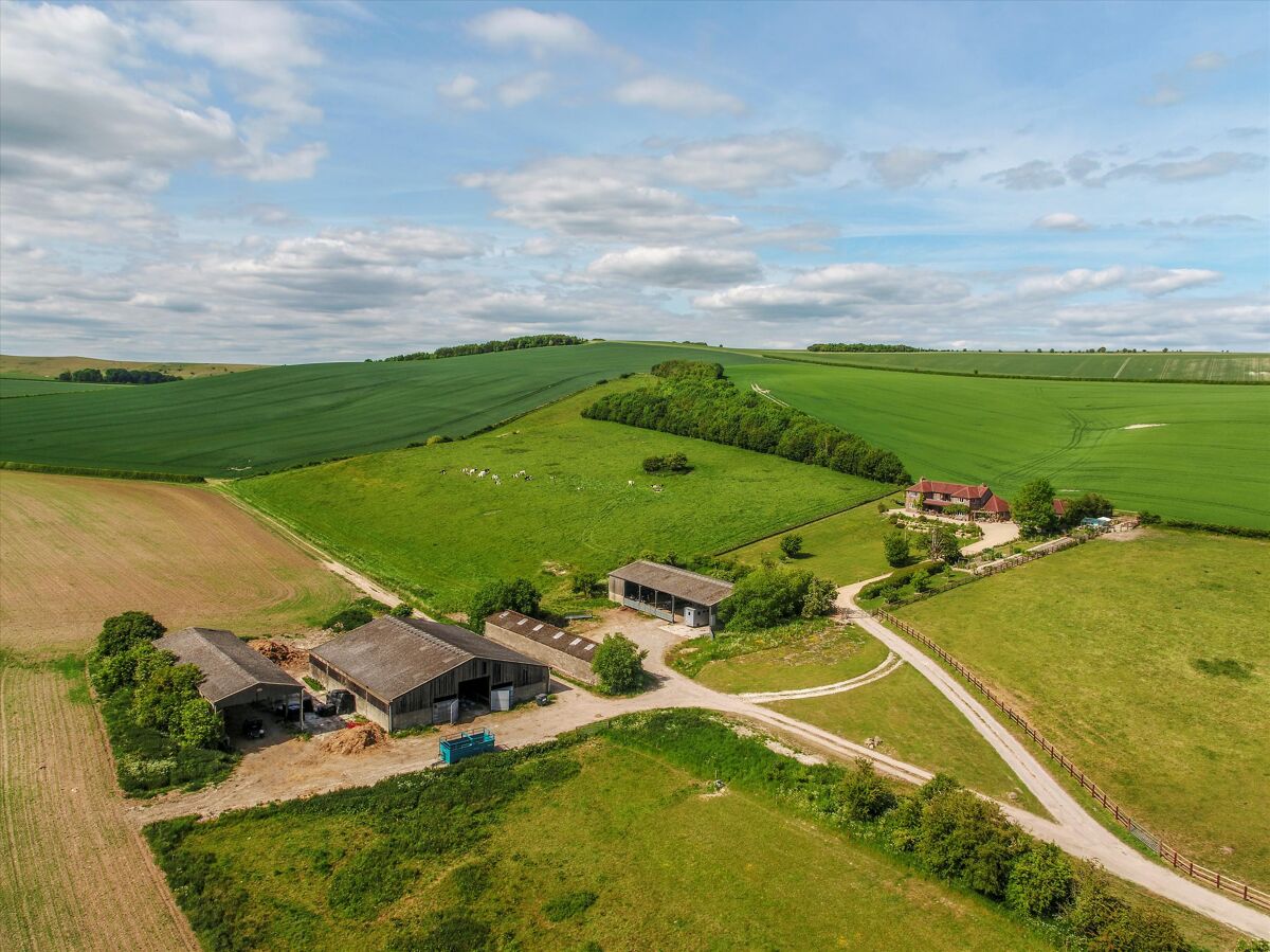 Farm/Estate for sale in Ogbourne St. Andrew, Marlborough, Wiltshire