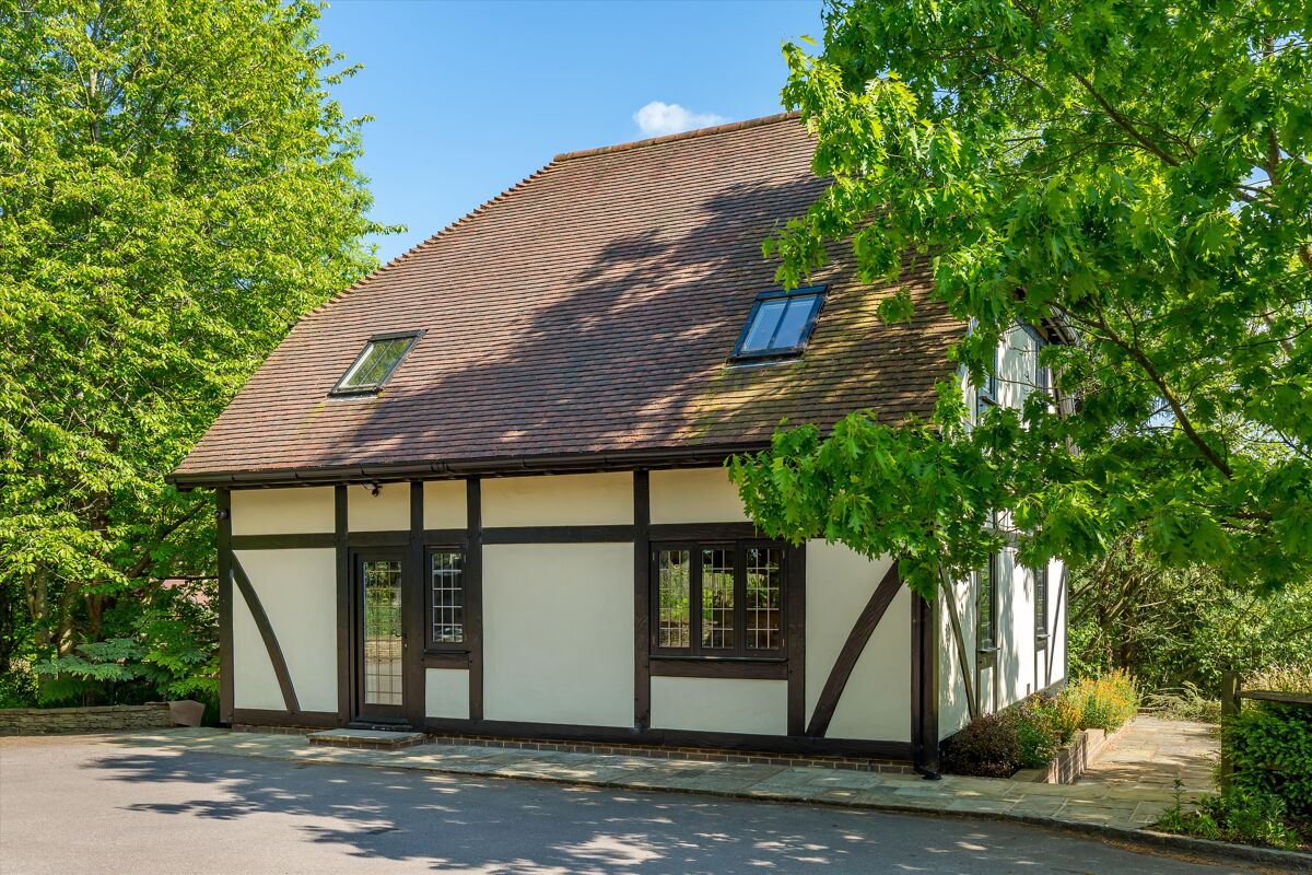 house for sale in Pickwell Lane, Bolney, Haywards Heath, West Sussex, RH17 CHO200023 Knight