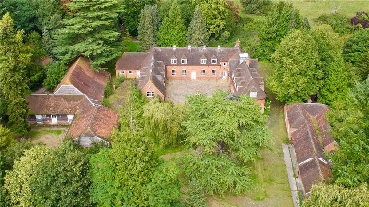 house for sale in Coombe Park Road, Whitchurch On Thames, Reading