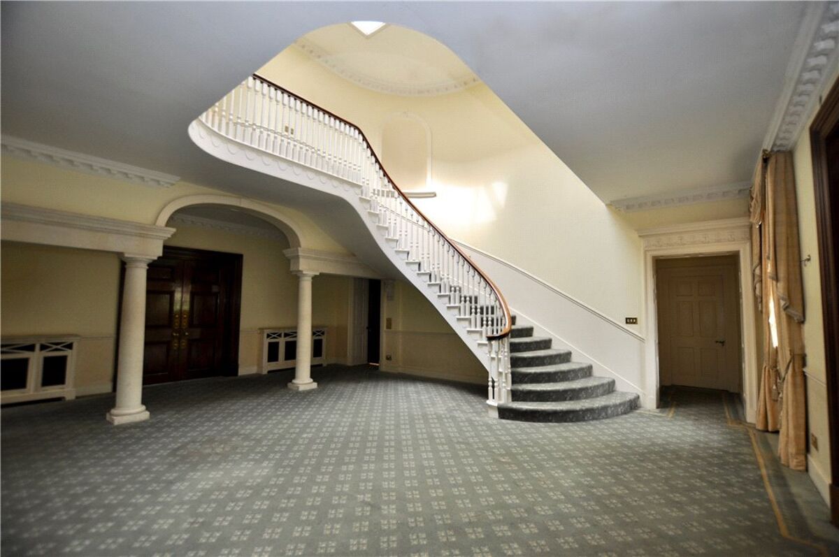 house for sale in Coombe Park Road, Whitchurch On Thames, Reading