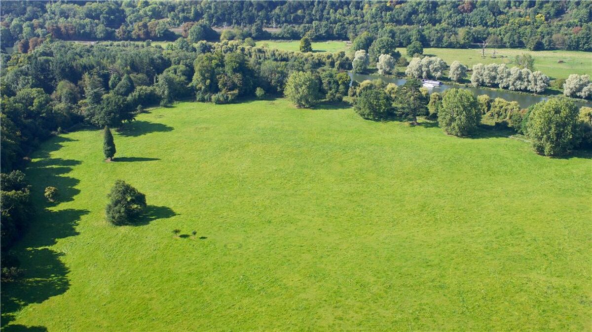 house for sale in Coombe Park Road, Whitchurch On Thames, Reading