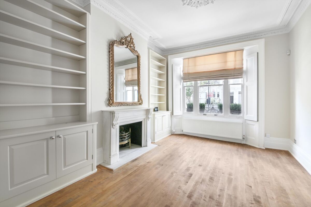 flat to rent in Redcliffe Road, Chelsea, London, SW10 CHQ012012275