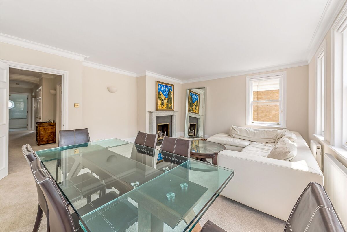 flat to rent in Fleming House, Danvers Street, Chelsea, London, SW3