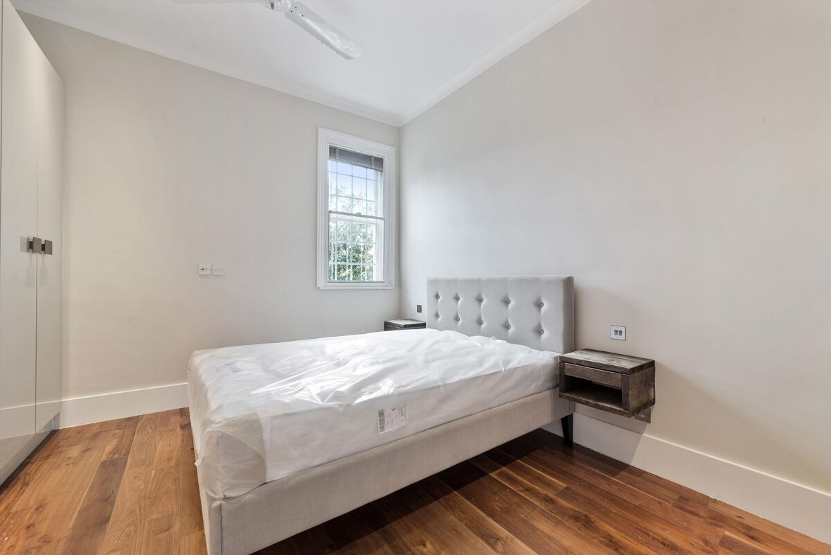 flat to rent in Fulham Road, Chelsea, London, SW10 CHQ012153736