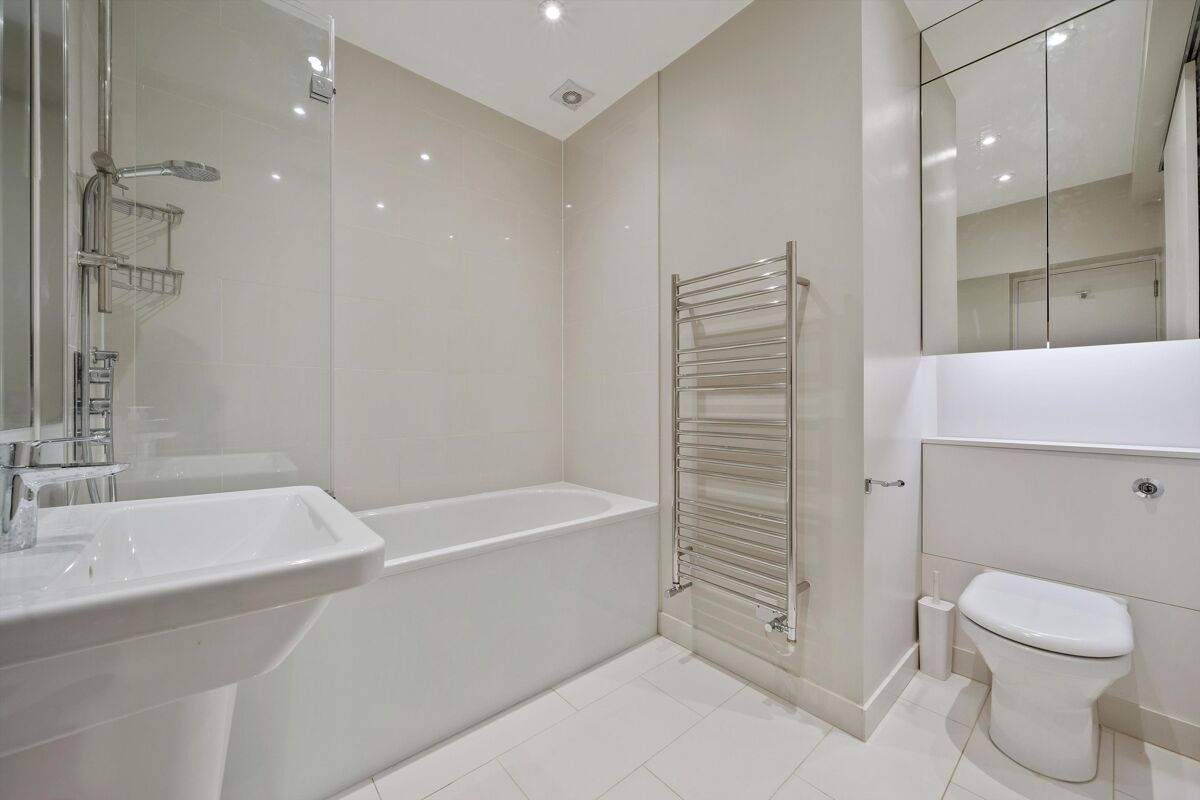 flat to rent in Elm Park Mansions, Chelsea, SW10 CHQ012156345