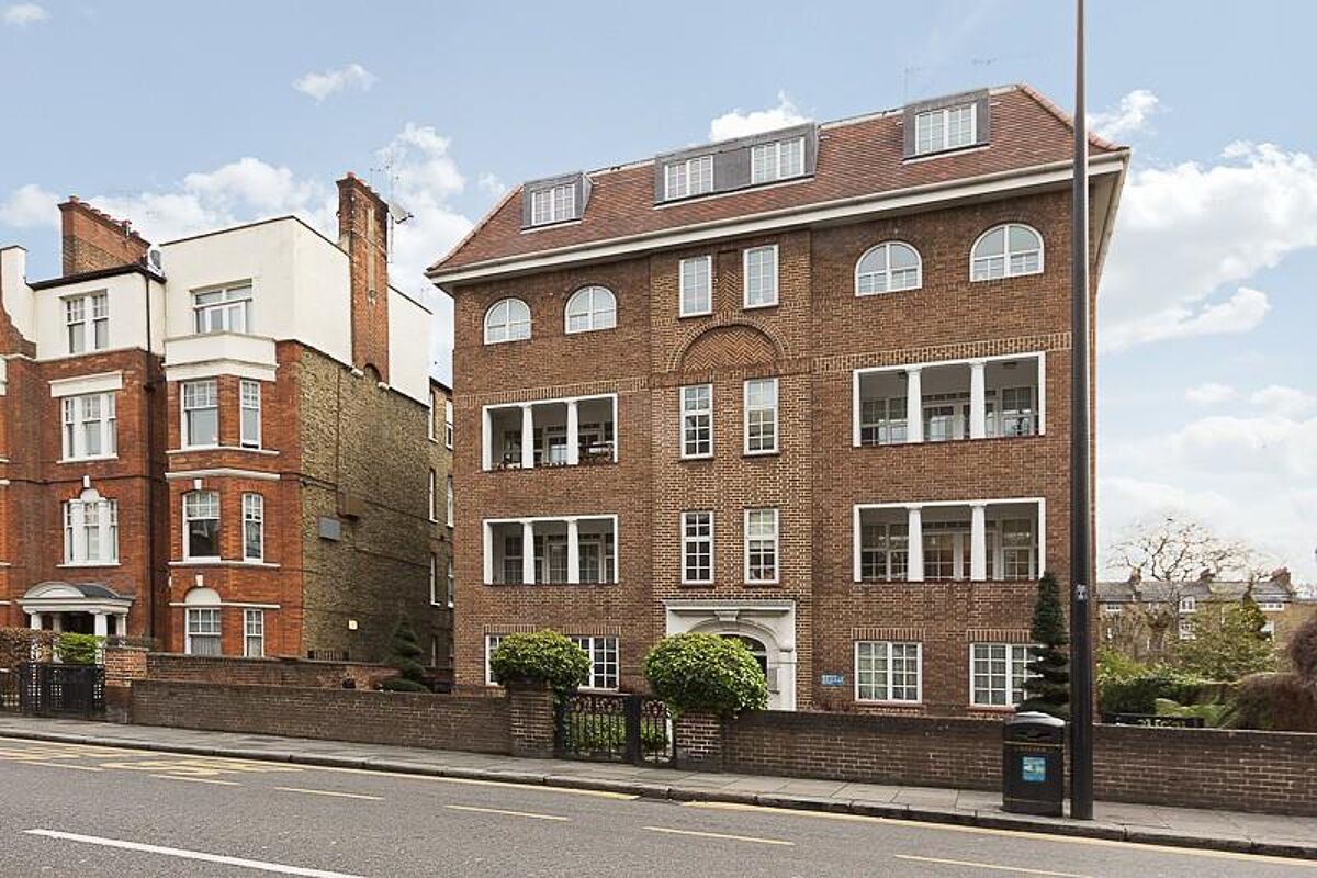 flat to rent in Mulberry Close, Beaufort Street, Chelsea, London, SW3