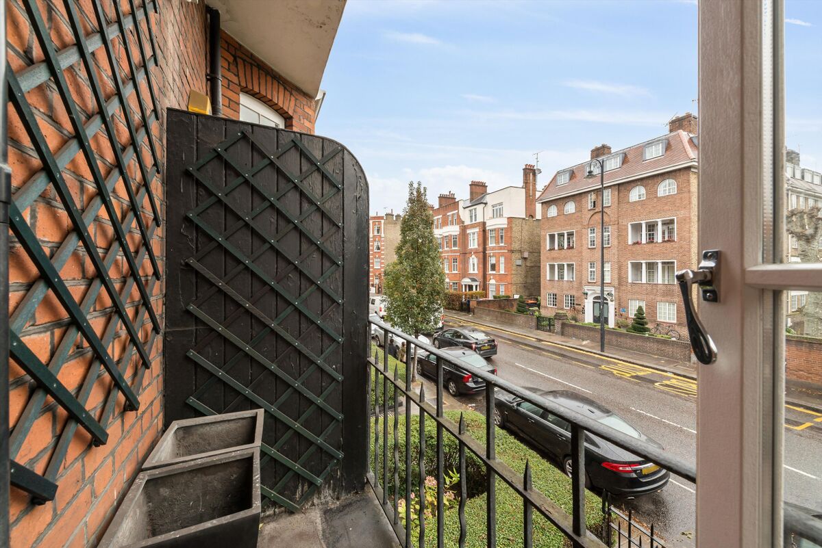 flat to rent in Beaufort Mansions, Chelsea, SW3 CHQ012187730 Knight