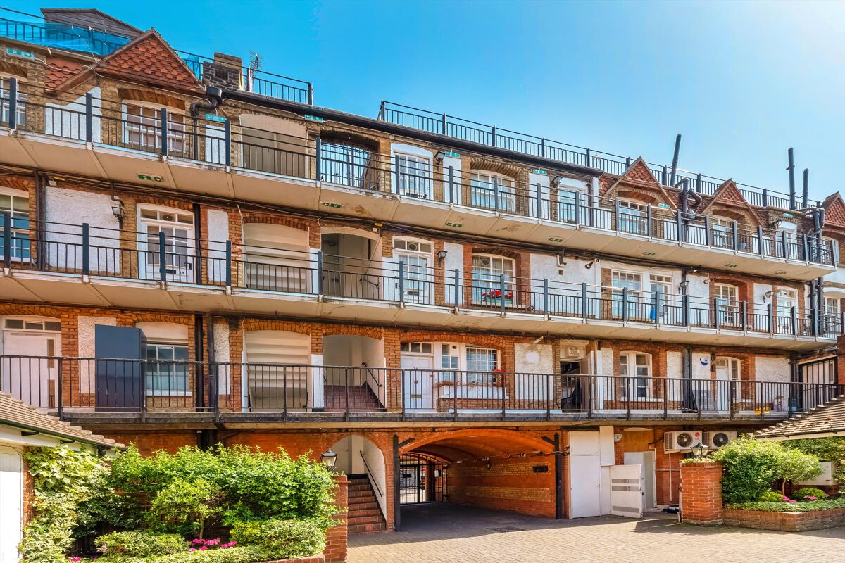 flat to rent in Kings Road, Chelsea, London, SW3 CHQ012196140