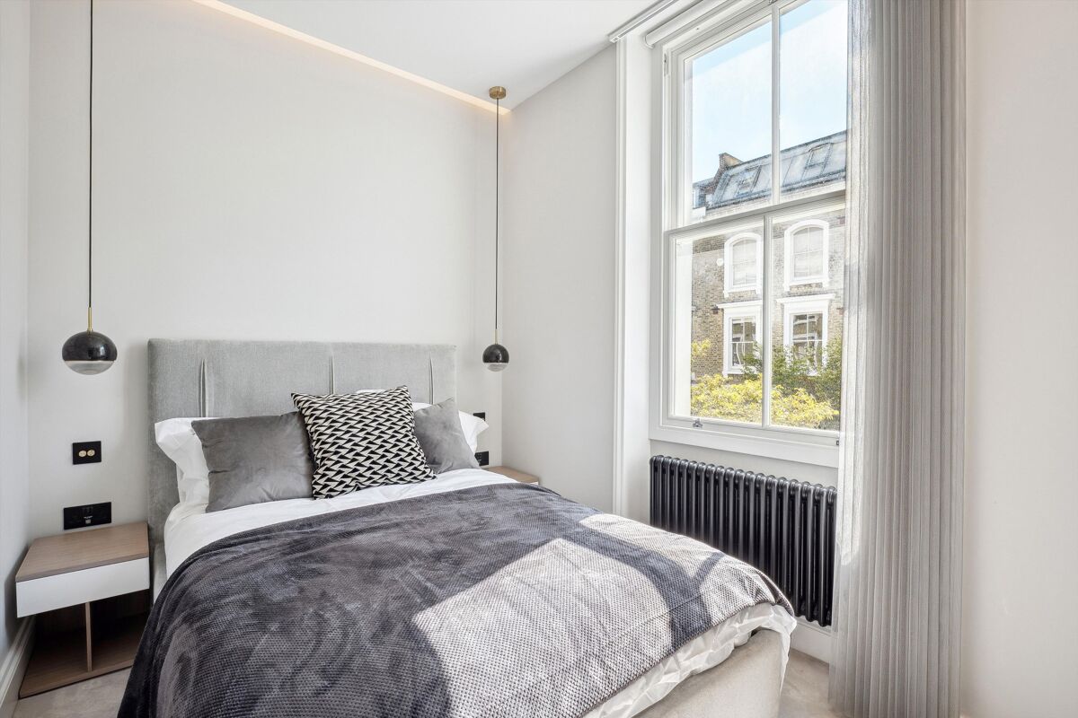 flat to rent in Ifield Road, London, SW10 CHQ012226701 Knight Frank