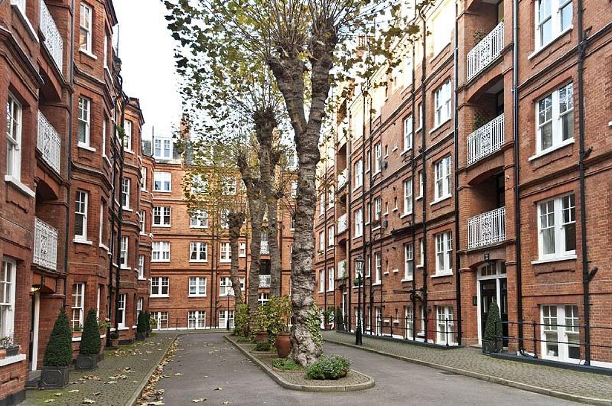 flat to rent in Elm Park Mansions, Park Walk, Chelsea, London SW10