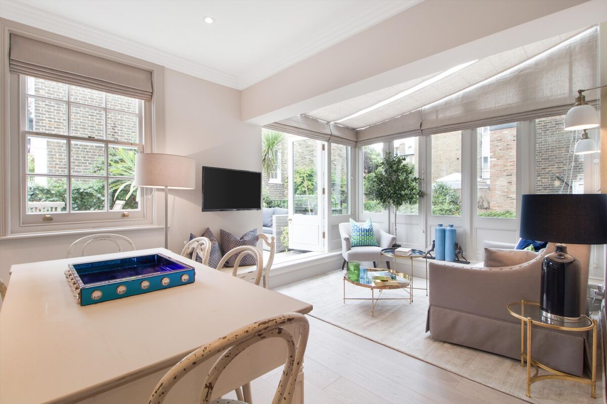 flat to rent in Paultons Square, London, SW3 CHQ012258002 Knight Frank