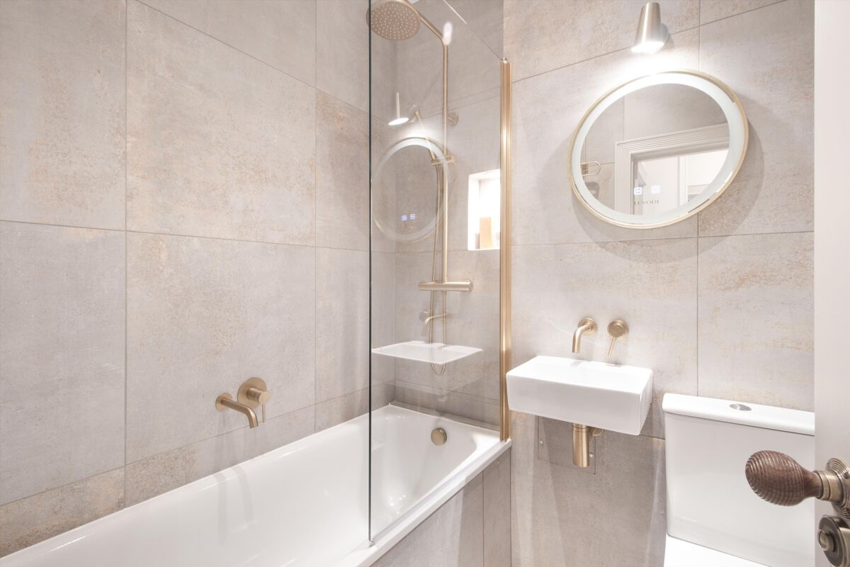 flat to rent in Paultons Square, London, SW3 CHQ012258002 Knight Frank