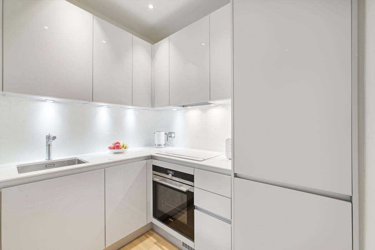 flat to rent in Elm Park Road, Chelsea, London, SW3 CHQ012266143 Knight Frank