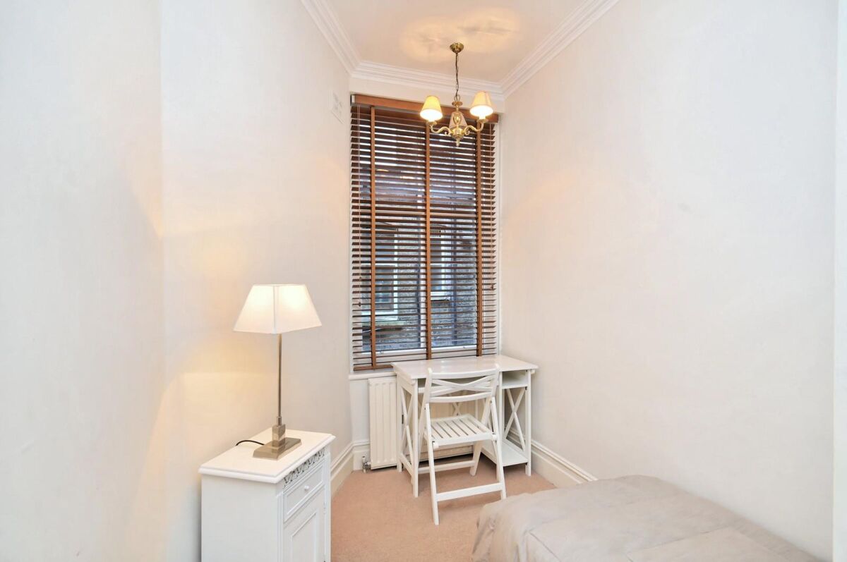 flat to rent in Beaufort Mansions, Chelsea, London, SW3 CHQ012286700