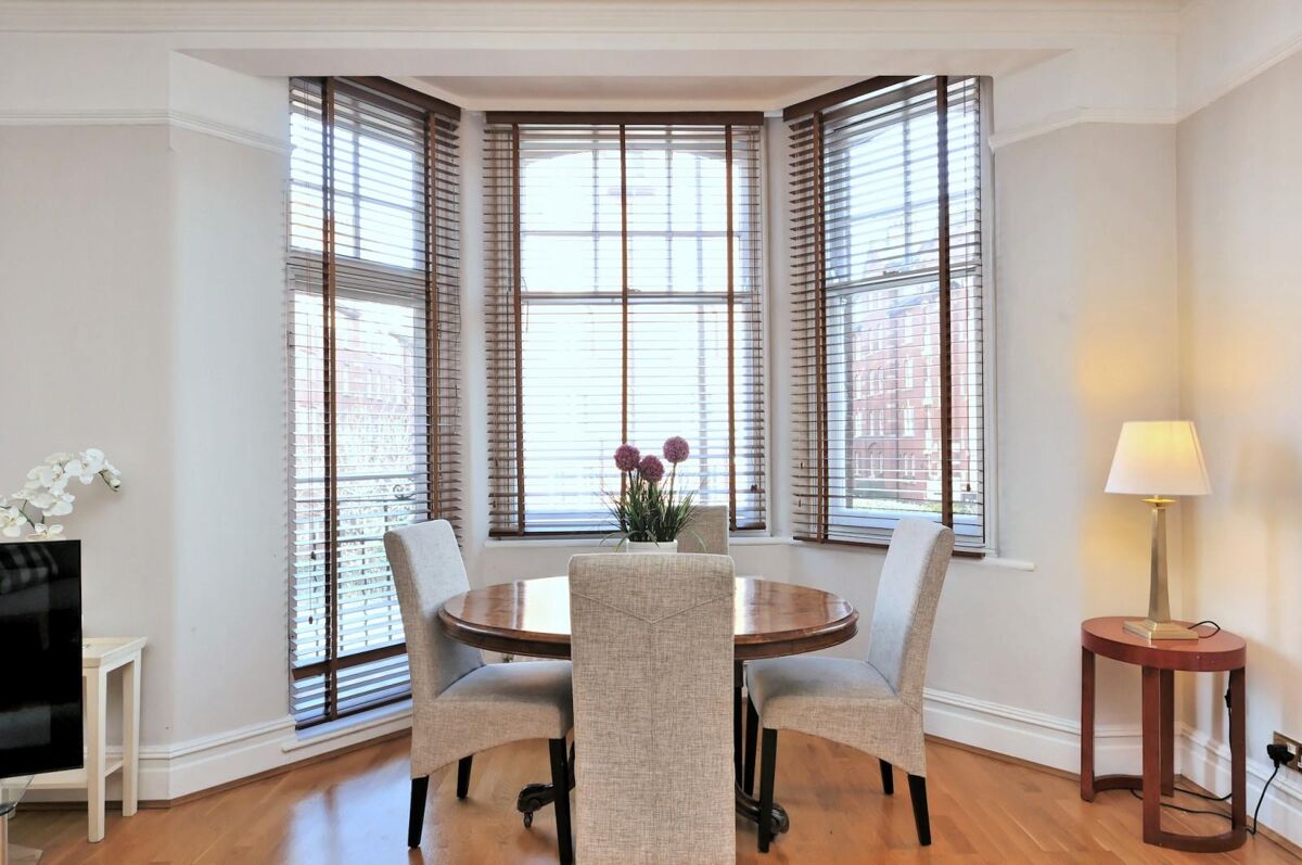 flat to rent in Beaufort Mansions, Chelsea, London, SW3 CHQ012286700