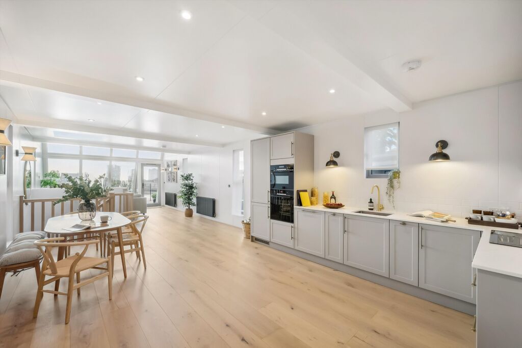 Image of Cheyne Walk, London, SW10