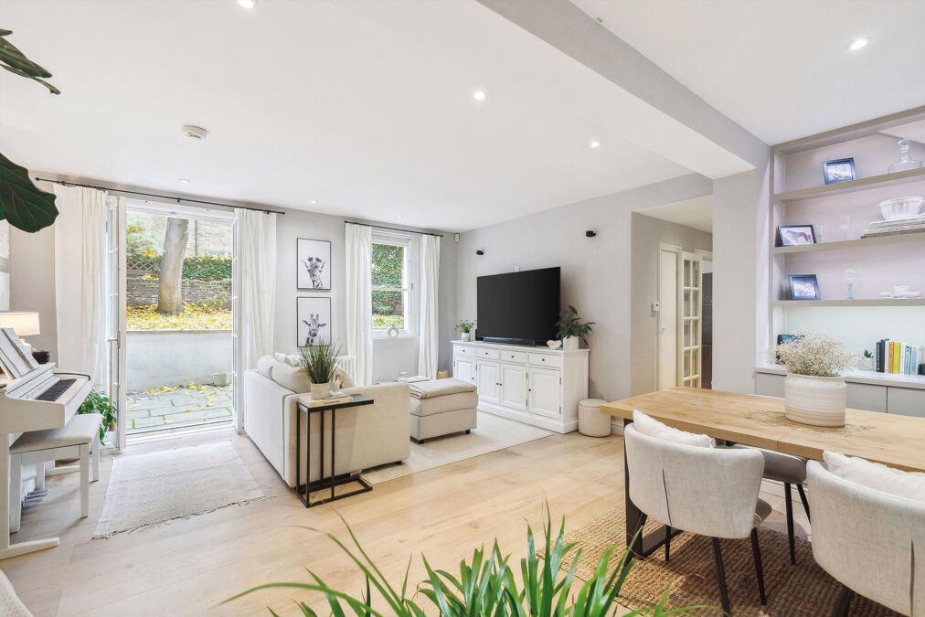 Image of Lamont Road, Chelsea, London, SW10