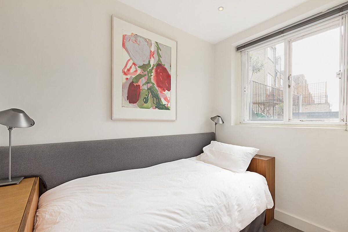 flat to rent in Redcliffe Square, London, SW10 CHQ217970 Knight Frank