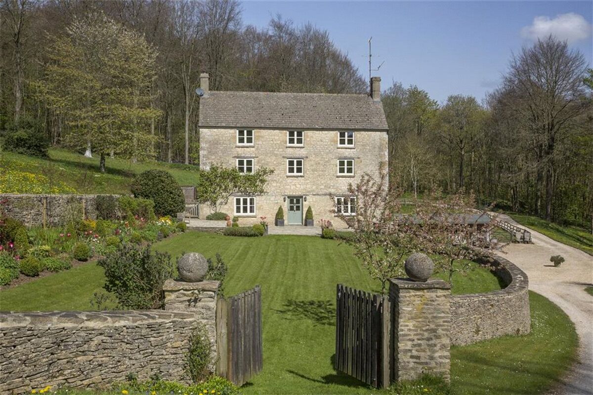 house for sale in Bagendon, Cirencester, GL7 CIR000464 Knight Frank