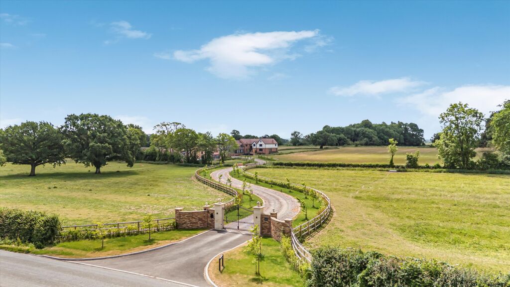 Image of Arlingham Road, Saul, Gloucester, Gloucestershire, GL2