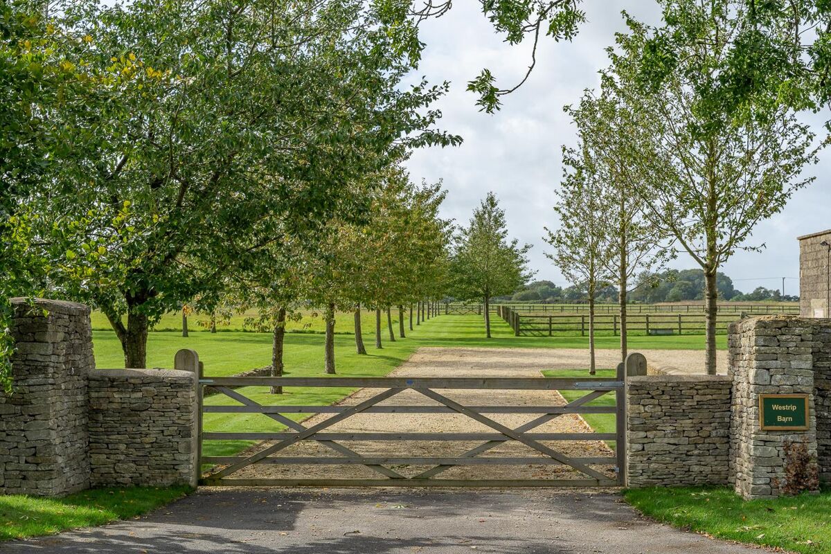 house for sale in Cherington, Gloucestershire, GL8 CIR012257370