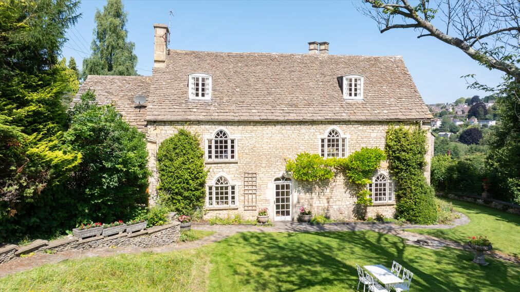 Image of Butterrow Hill, Stroud, Gloucestershire, GL5.