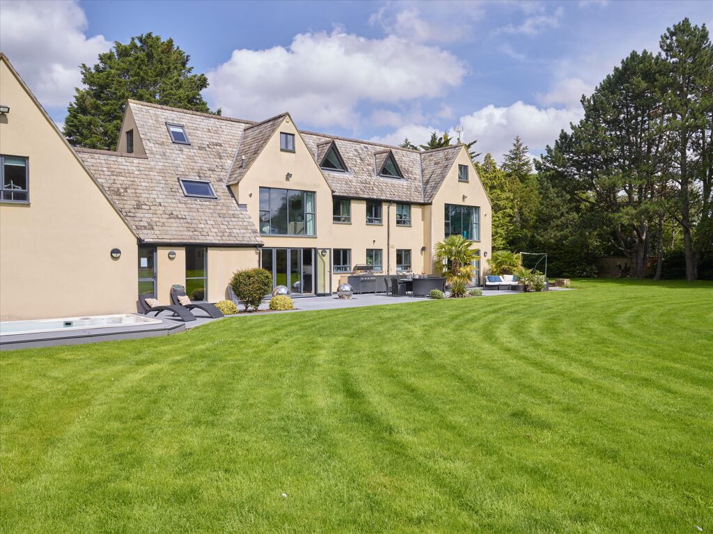 Image of Station Road, South Cerney, Cirencester, Gloucestershire, GL7