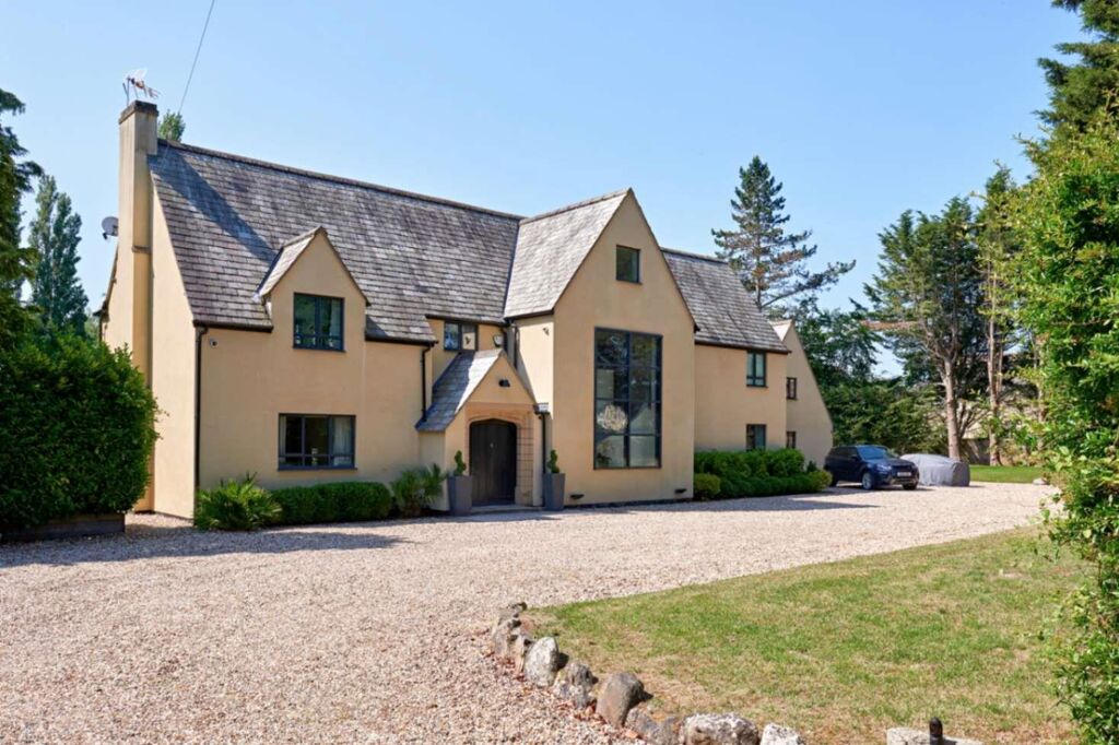 Image of Station Road, South Cerney, Cirencester, Gloucestershire, GL7