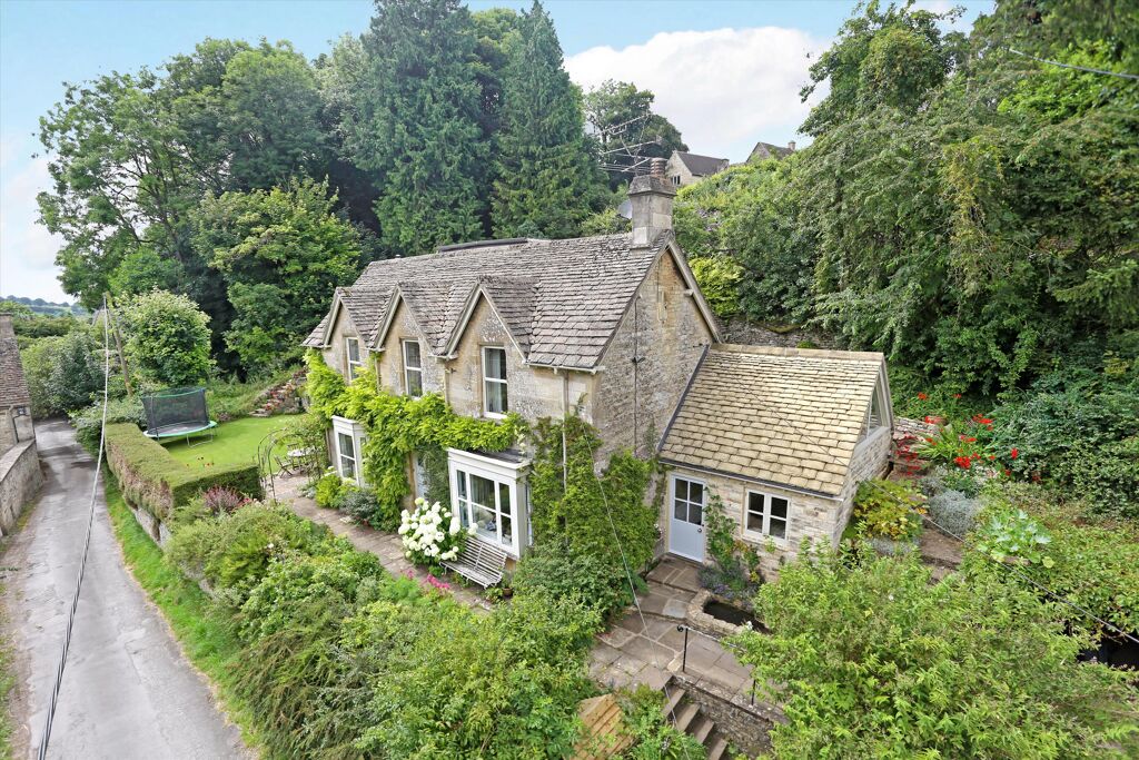 Image of Far Wells Road, Bisley, Stroud, Gloucestershire, GL6