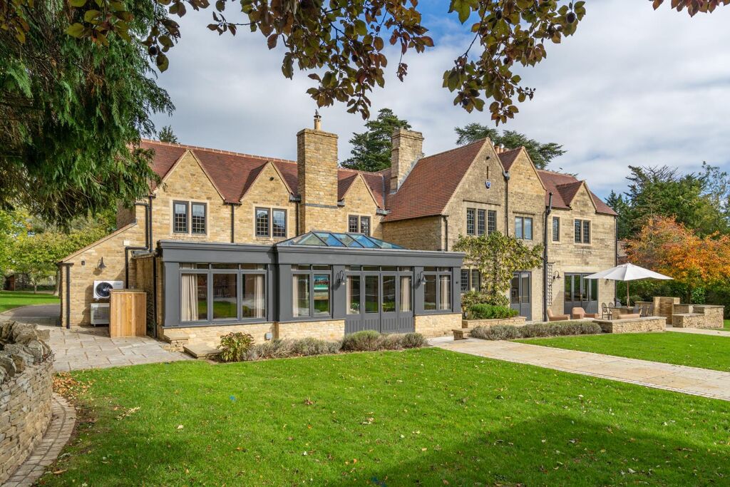 Image of Somerford Road, Cirencester, Gloucestershire, GL7