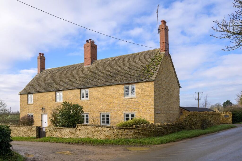 Image of Lechlade, Gloucestershire GL7