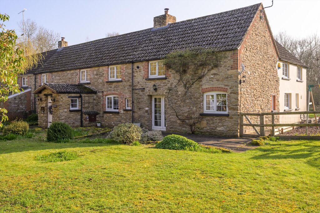 Image of Bellingham Lane, Sevenhampton, Swindon, Wiltshire SN6