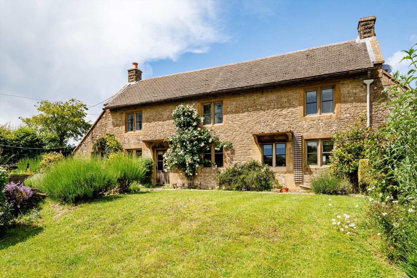 Image of Hazleton, Cheltenham, Gloucestershire GL54