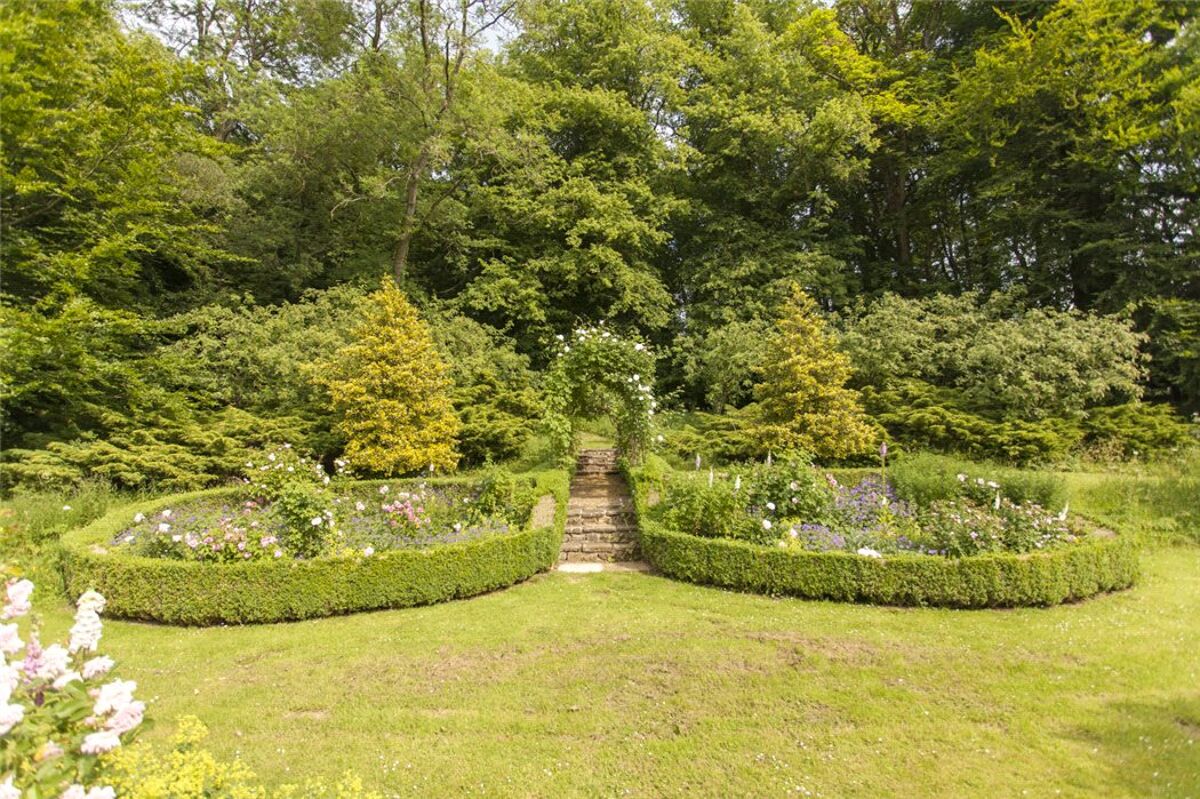 house for sale in Wells Head Lane, Temple Guiting, Cheltenham