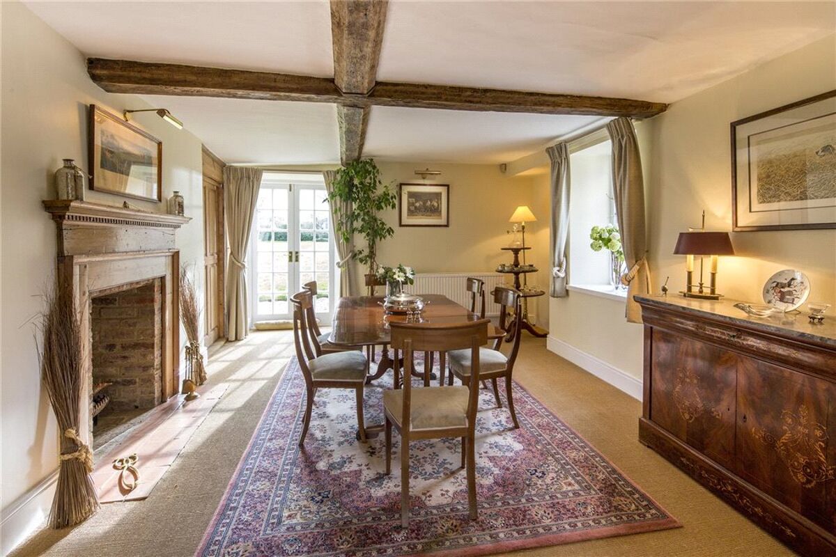 house for sale in Royal Wootton Bassett, Swindon, Wiltshire, SN4