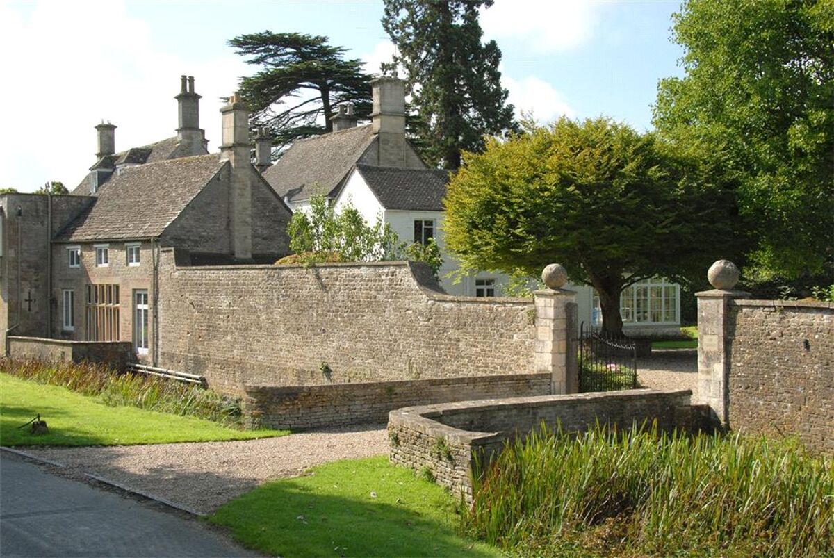 house for sale in High Road, Ashton Keynes, Swindon, Wiltshire, SN6