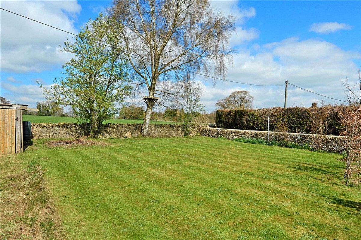 house for sale in Manor Farm Cottages, Lower End, Daglingworth, Cirencester, GL7 CIR120356