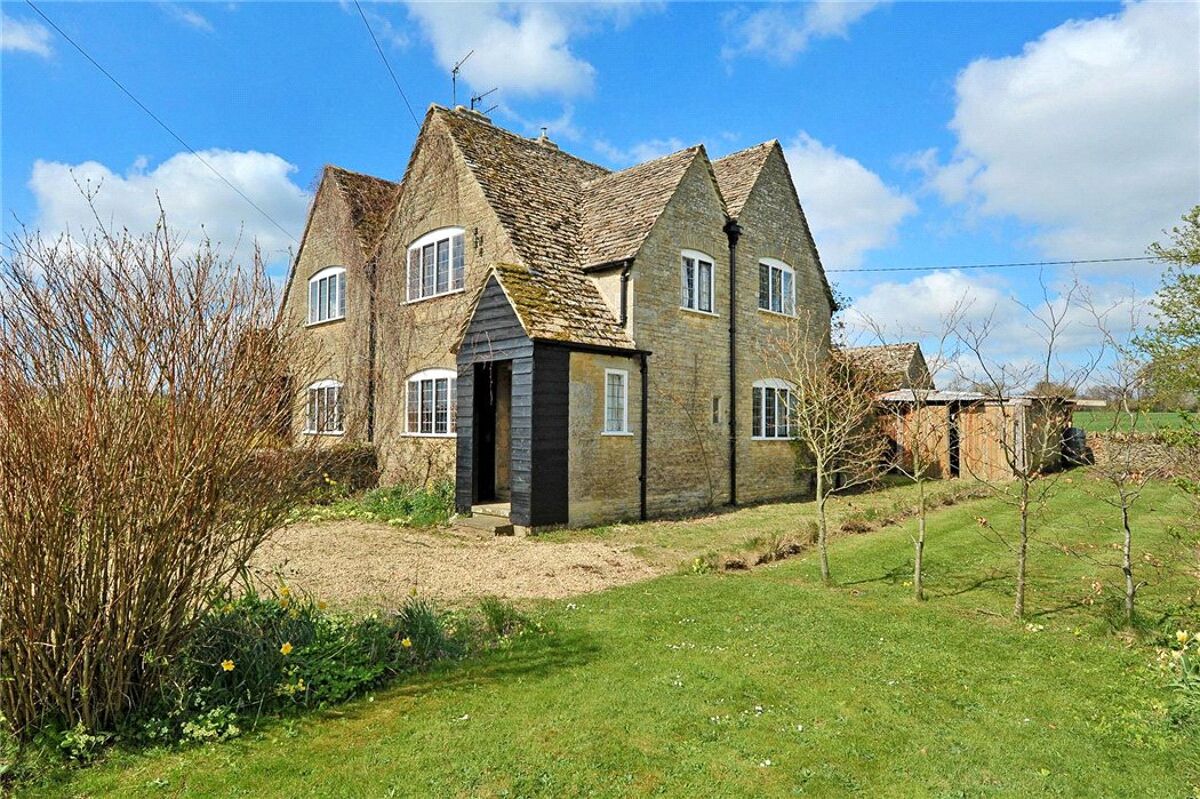 house for sale in Manor Farm Cottages, Lower End, Daglingworth, Cirencester, GL7 CIR120356