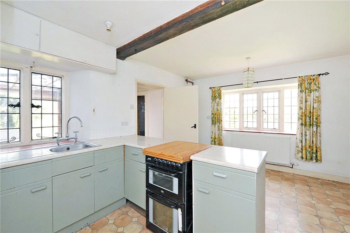 house for sale in Manor Farm Cottages, Lower End, Daglingworth